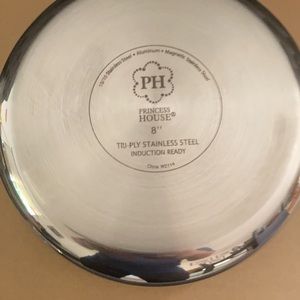 Brand newskillet from princess House brand new